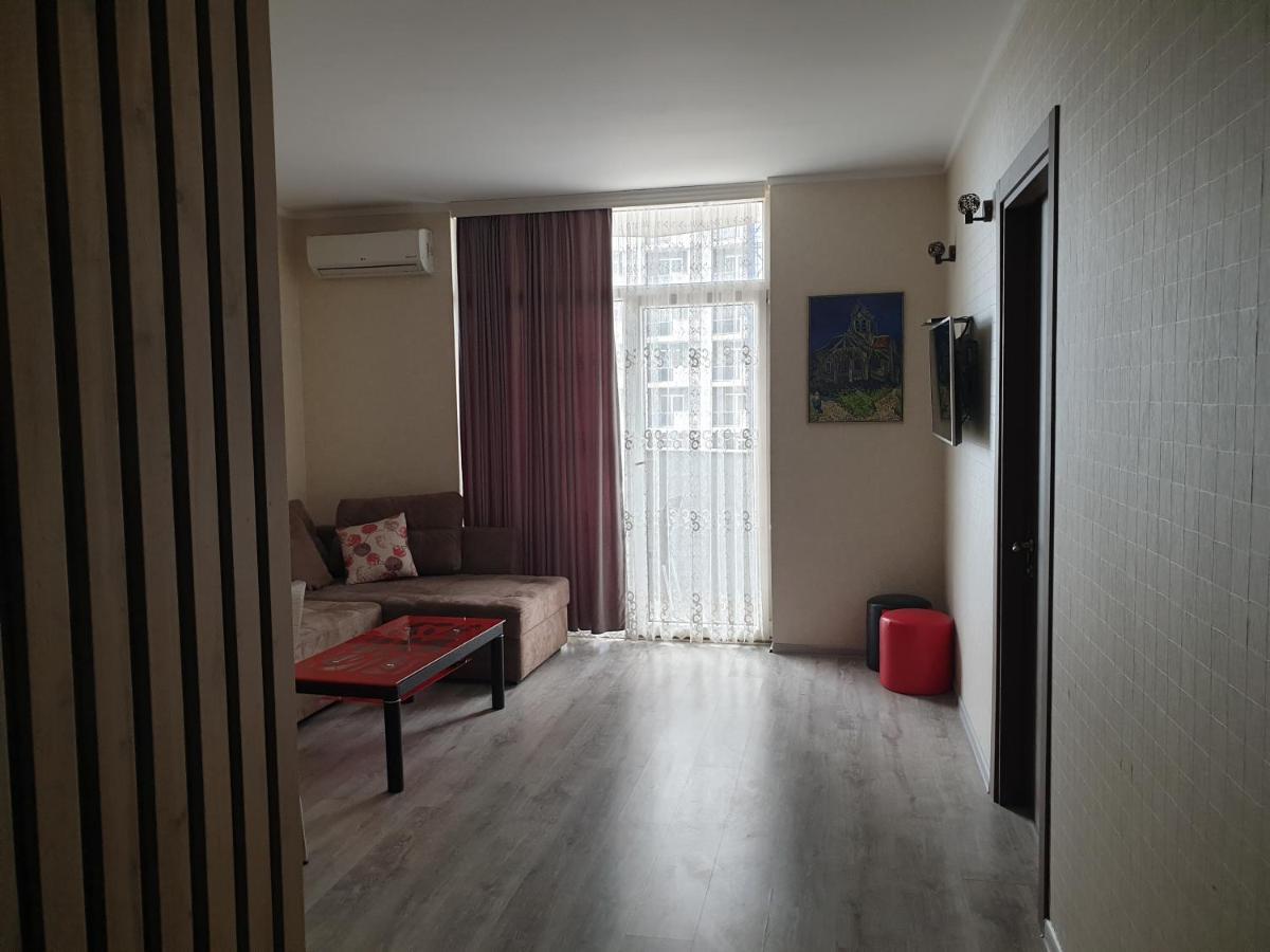 Lia'S Apartment In Orbi 바투미 외부 사진