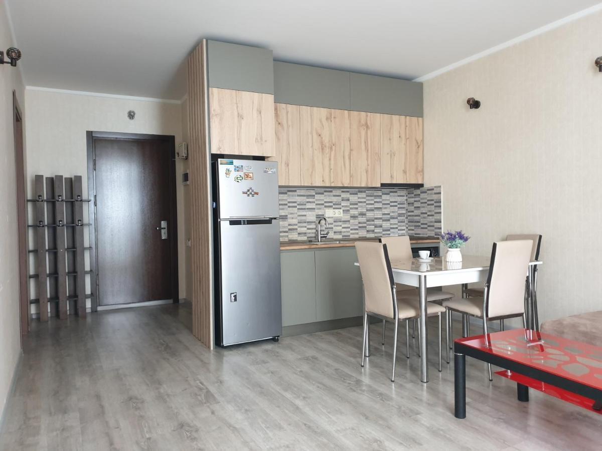Lia'S Apartment In Orbi 바투미 외부 사진