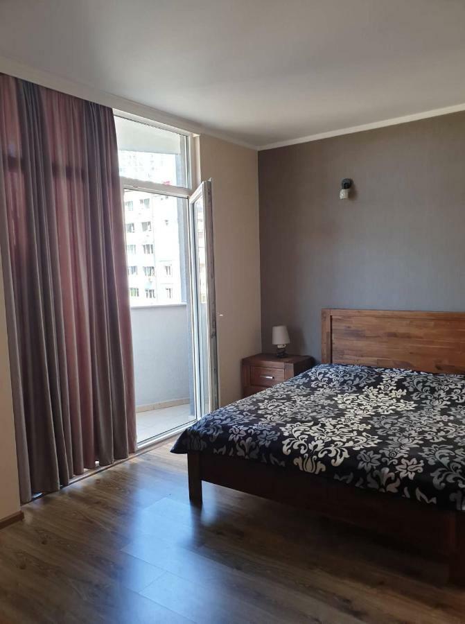Lia'S Apartment In Orbi 바투미 외부 사진
